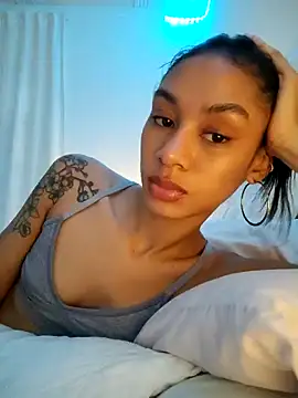 Chat +18 de Leaberrry ao vivo