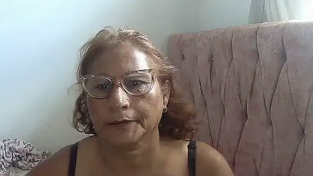 Chat +18 de charrysexy1 ao vivo