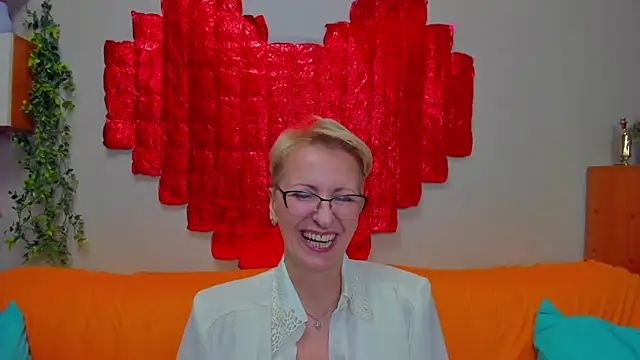 iamyourdream89 élő XXX-chatje