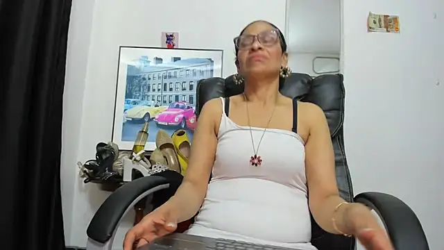 Aries_Mature 现场XXX聊天