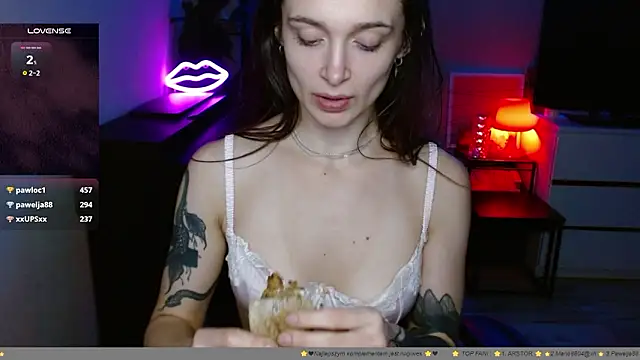 XXX chat uživo modela __Leyla__