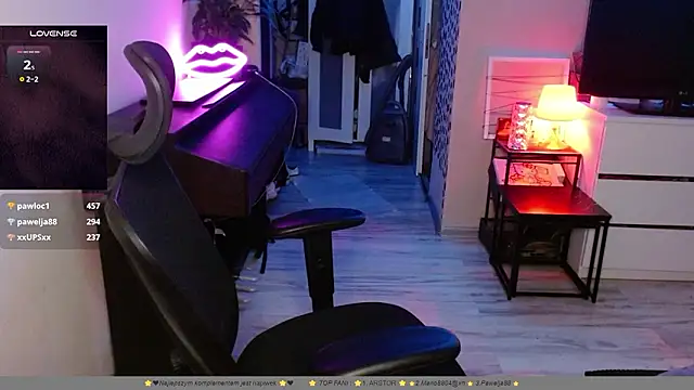 XXX chat uživo modela __Leyla__