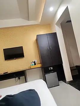 Paramkeerthi Show Webcam