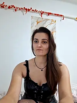 Chat +18 de Nika_aa ao vivo