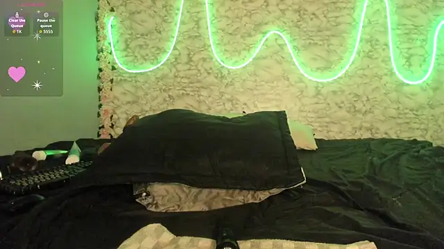 Chat XXX Live Morochaa-fire