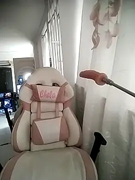 chelaqueen_'s Live XXX Chat