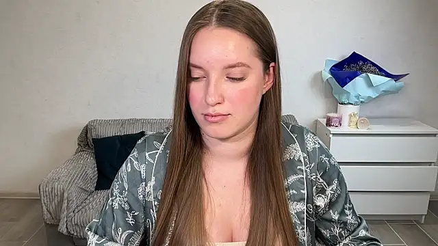 EvaMaddison Adlı Modelin Canlı XXX Sohbeti