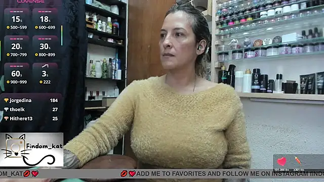 Katt-findom webcam show