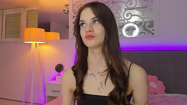 LuisaClover 现场XXX聊天