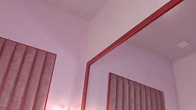 XXX chat uživo modela Mike_thomsonn