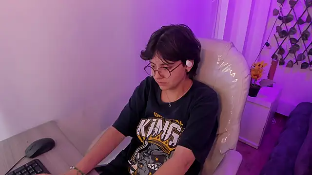 Nathaly_ds 即時 XXX 聊天