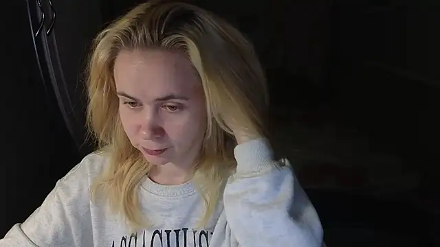 Riley_Roo's Live XXX Chat