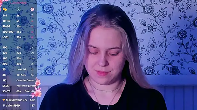 Онлайн чат XXX AngelAnty