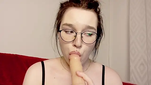 lullamoon Live XXX chat