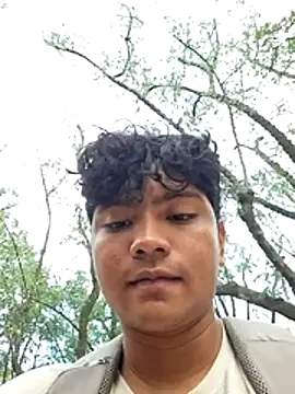 دردشة _Ottis_ الجنسية المباشرة