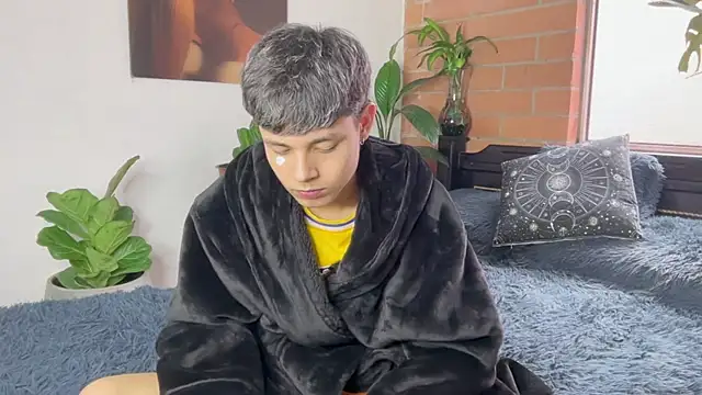 Andy_Belier23 – Naživo XXX chat