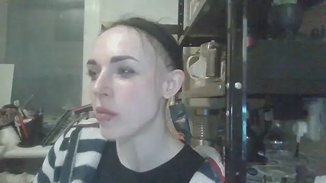 Trinsy_Love's Live XXX Chat