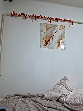 Chatroom XXX en direct de Nika_aa