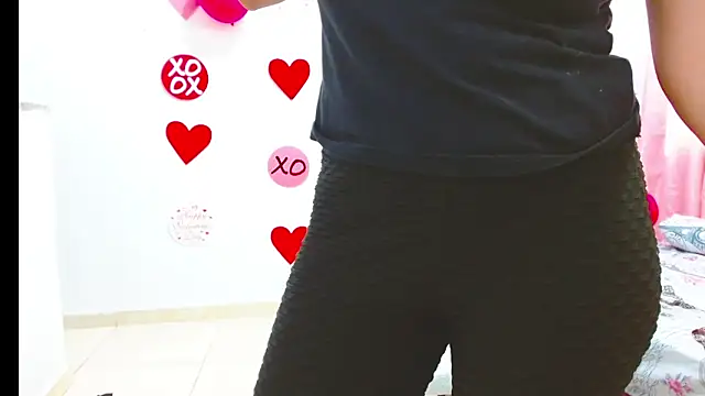 chantalsemenova1のライブXXXチャット