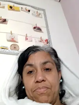 Czat XXX na żywo – Molly_newman6