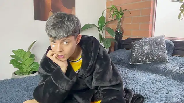 Andy_Belier23 Webcam Show