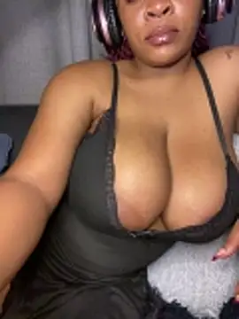 Chat XXX Live YellowHoneyDip