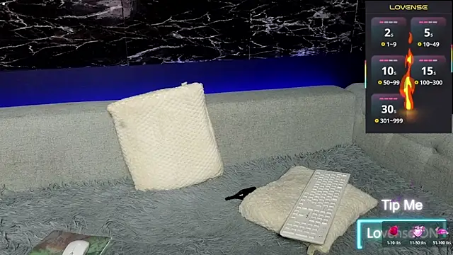 XXX chat uživo modela _YourSubmissive_