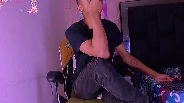 dilan_alfonzoのウェブカメラショー