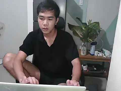 DarkevionのライブXXXチャット