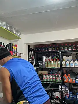 Paul22cm- Chat XXX in diretta