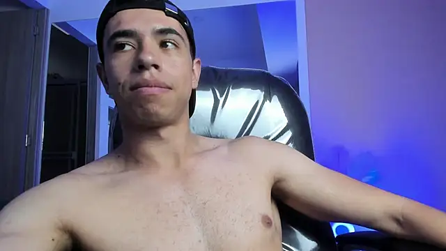 Chat XXX Live Muscle_Scott