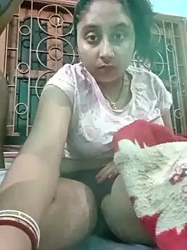 Desiyoungcouple15: вебкам-шоу