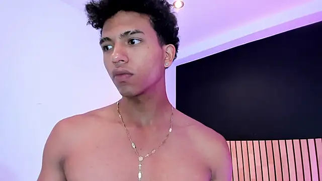 Chat XXX Live jhoystrong_