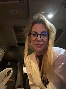 XXX chat uživo modela LisaMurr