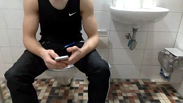 AzhleticAce18 Chat XXX in diretta