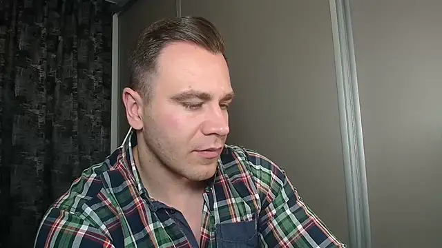 Thori92のライブXXXチャット