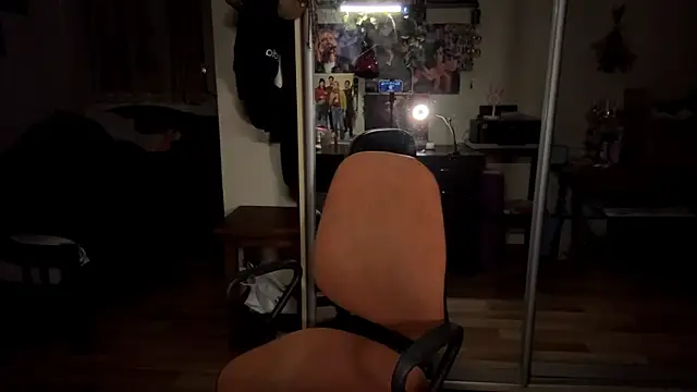 HeilyJeilyのライブXXXチャット