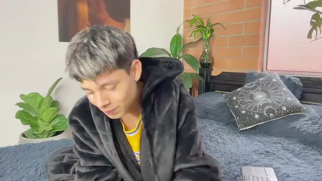 Chatroom XXX en direct de Andy_Belier23