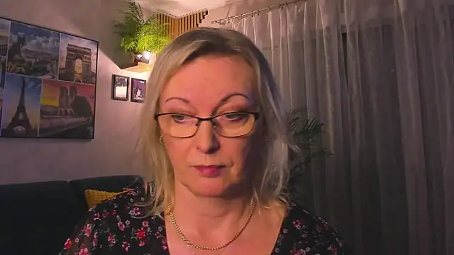 vanessa_chat – Kamerová šou