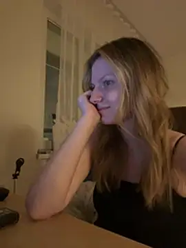 Онлайн чат XXX MaryHiggins