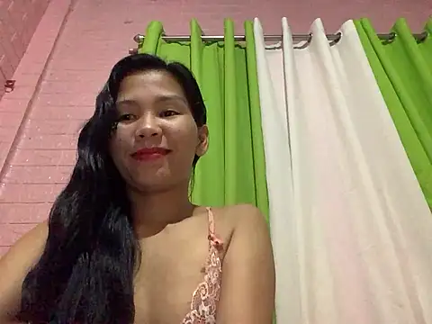 Cleo17's Webcam Show
