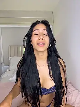 ArianaReynoldss 现场XXX聊天