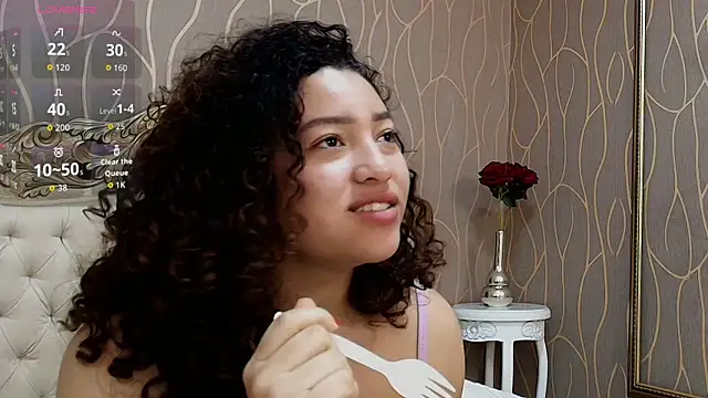 Chat +18 de meganrousx ao vivo