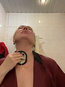 XXX chat uživo modela OliviaDancequeen