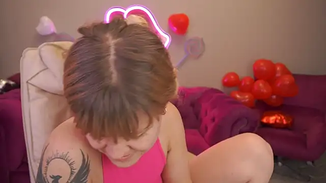 دردشة BellaLaPetit الجنسية المباشرة