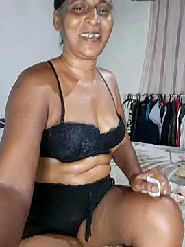 Chat XXX en directo de Goodgirlsue_77