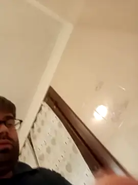 Czat XXX na żywo – ynroh_87