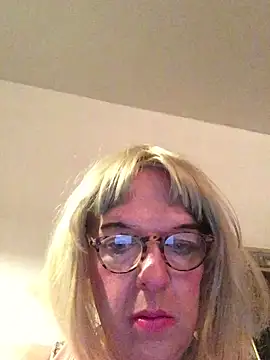 simone_xdressing Webcamshow