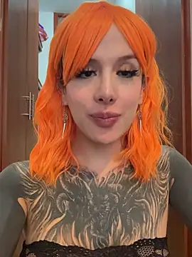 antoniaacxx Adlı Modelin Web Kamerası Şovu