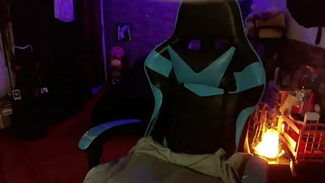 แชท XXX สดของ AngelaQueen_